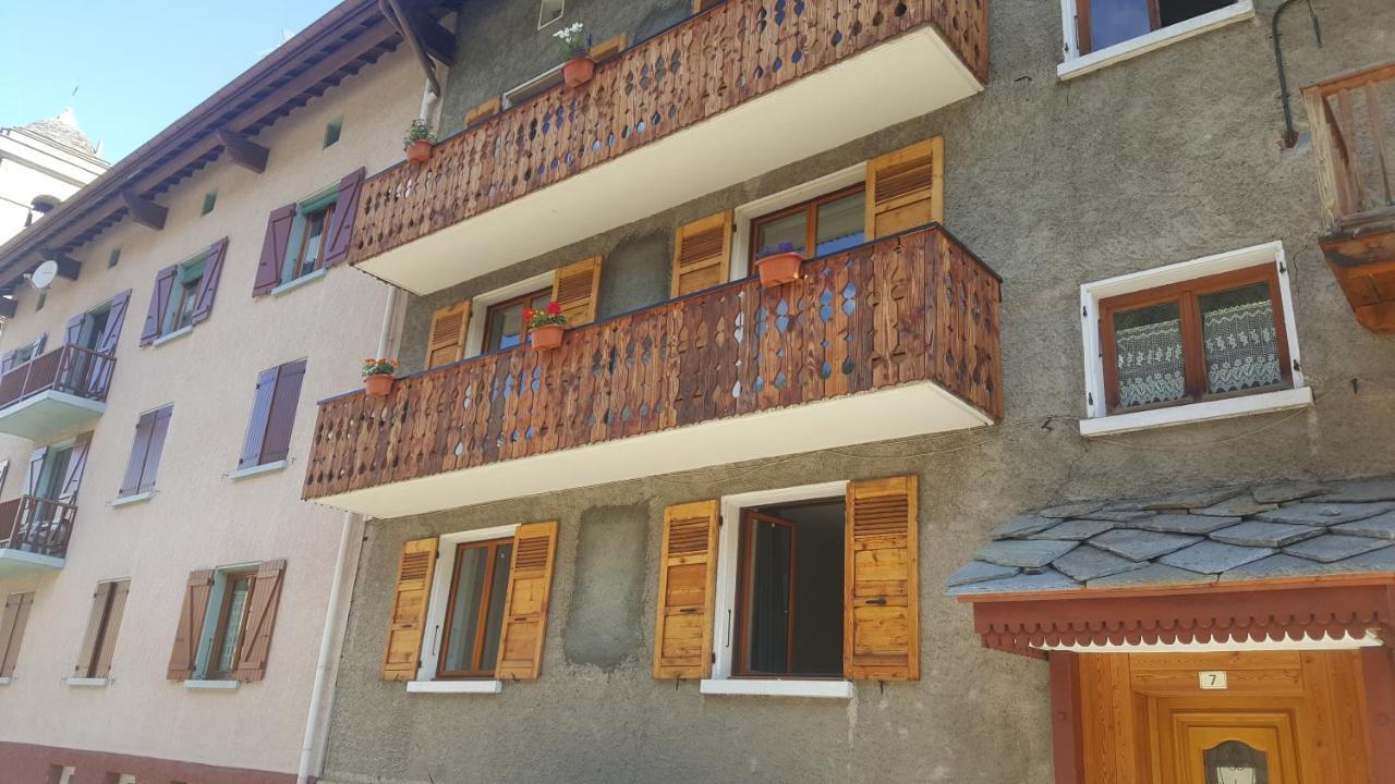 Chambre A Louer A La Nuitee Lanslebourg-Mont-Cenis Eksteriør billede