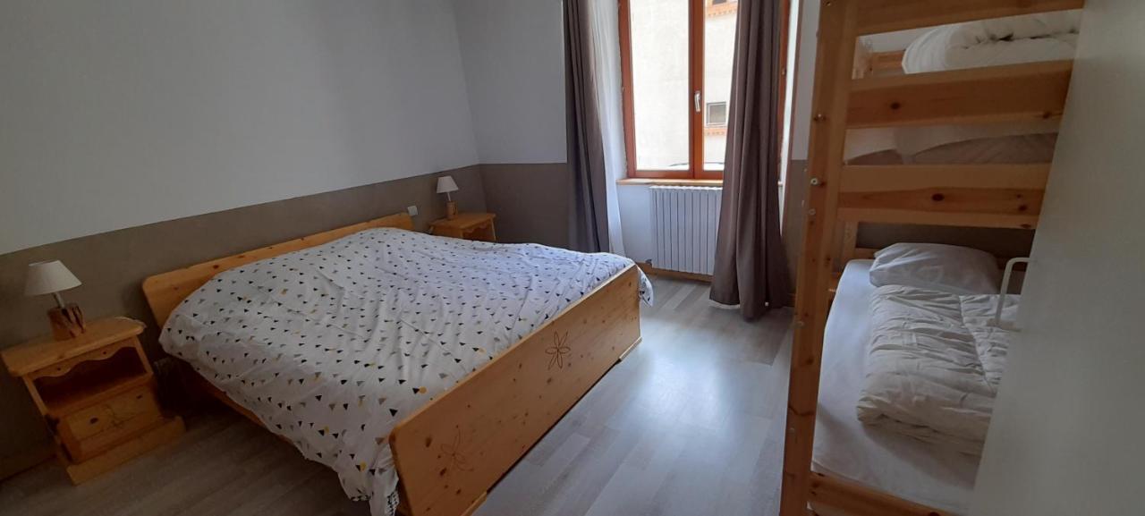 Chambre A Louer A La Nuitee Lanslebourg-Mont-Cenis Eksteriør billede